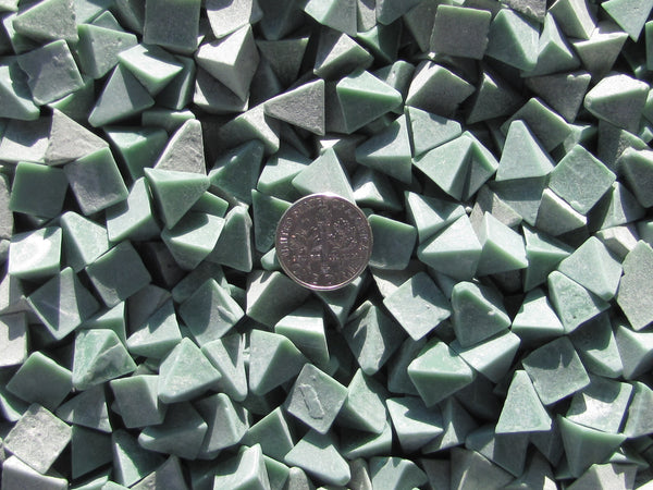 3 Lb. 3/8" X 3/8" Pyramid Plastic Tumbling Tumbler Tumble Dark Green Media (X) General Purpose - Algrium